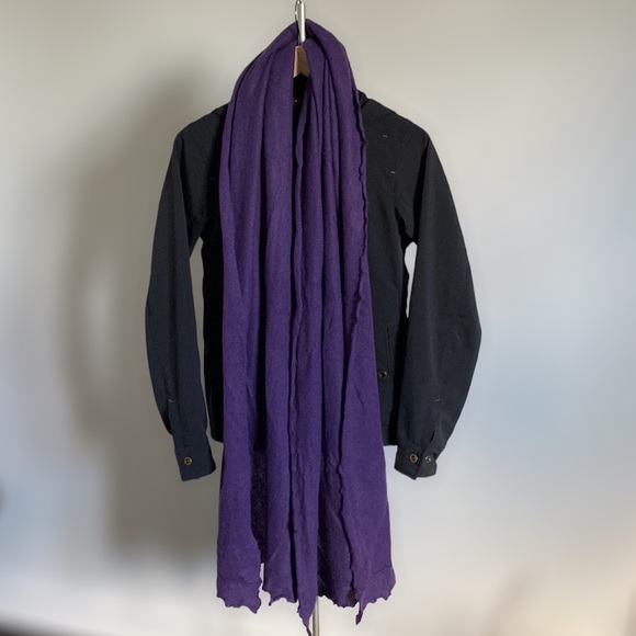 Cashmere shawl/ scarf by Sophia Milano - Picture 6 of 7